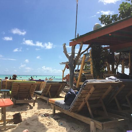 Casa Makoshi Bonaire Villa คราเลนไดค์ ภายนอก รูปภาพ